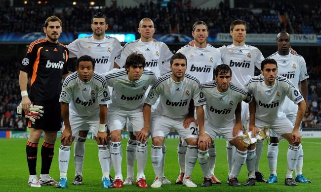 真任骏飞接班人！广东新星两战打服球迷 杜锋新赛季必重用（广东新星两战征服球迷，任骏飞接班人浮出水面，杜锋新季必重用）