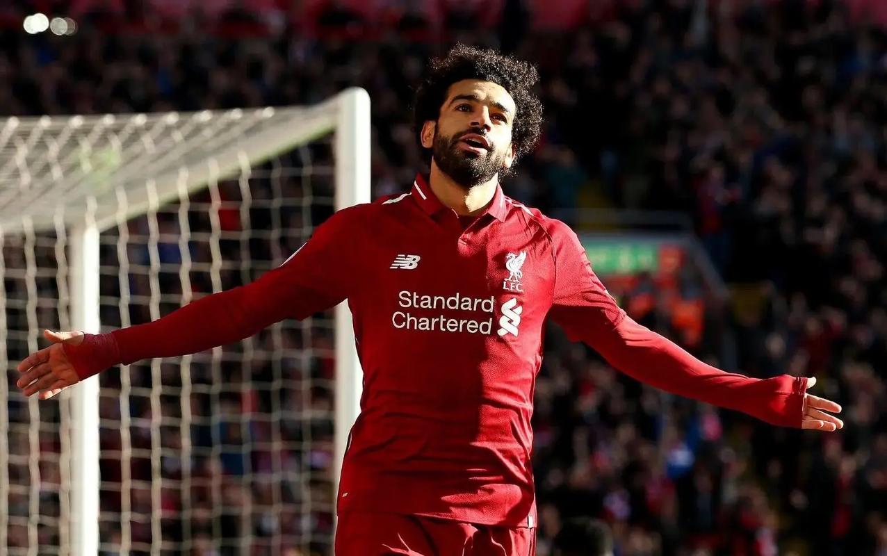 官方：刘殿座当选2025赛季中超最佳守门员，本赛季中超实现10次零封（官方宣布：刘殿座荣膺2025赛季中超最佳门将，本季斩获10场零封）