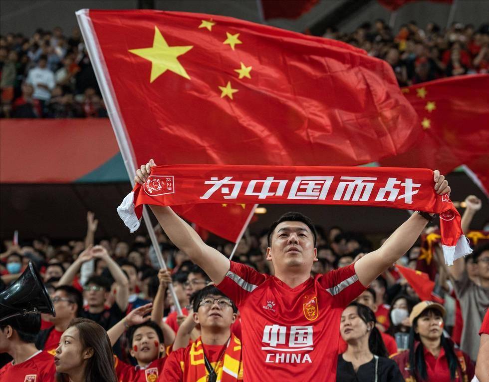 约基奇24+8+13，穆雷暴走三分11中10狂砍52分，掘金双杀步行者