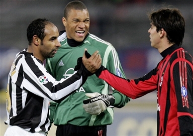 川超联赛公布多起争议判罚评议结果，多位裁判被停哨（川超联赛通报争议判罚评议结果：多名裁判被暂停执法）