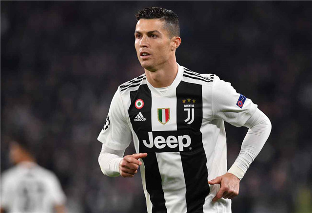 记者：道路要15场出战超过45分钟才会被买断，目前仅6场达标（记者：买断门槛为15场出战45分钟以上 他目前仅有6场达标）