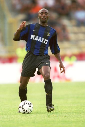 巴黎圣日耳曼内马尔助攻姆巴佩得分（内马尔妙传，姆巴佩为巴黎圣日耳曼破门）