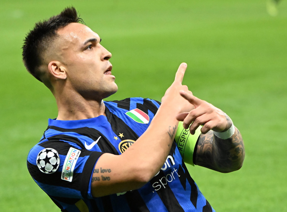 梅开二度助国米终结连败，劳塔罗当选与比萨一役全场最佳（劳塔罗独中两元助国米止住连败，对阵比萨一战荣膺全场最佳）