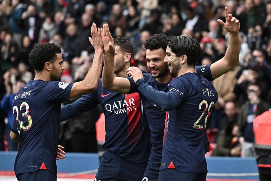 武汉三镇陈哲超、郑浩乾加盟球队（陈哲超、郑浩乾正式加盟武汉三镇）