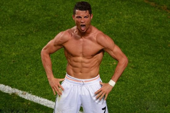 欧冠师徒对决首演，皇马主场迎战曼城（欧冠首度上演师徒之争，皇马坐镇主场对阵曼城）