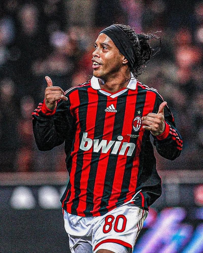 亚冠精英东亚区最新积分榜：海港继续垫底，成都跌至倒数第二（亚冠精英东亚区积分更新：海港依旧垫底，成都下滑至倒数第二）