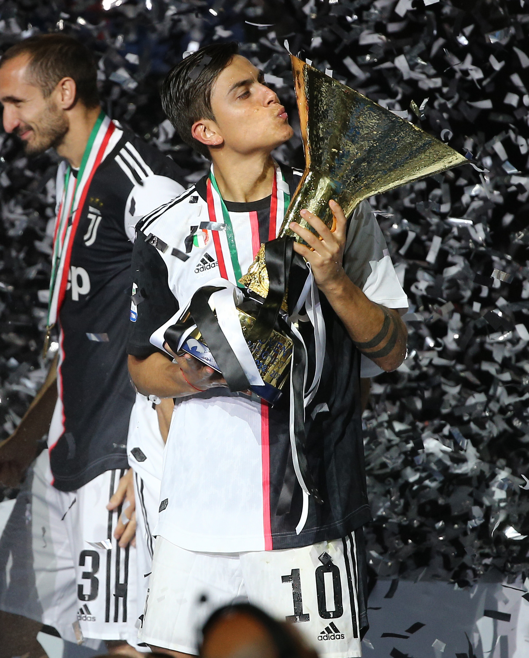 D站米兰哥第11集：前场逼抢的形同虚设和缺少核心的无可奈何（D站米兰哥第11集：前场逼抢如同摆设，核心缺位的无奈）