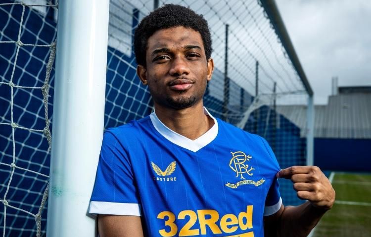 拜仁vs阿森纳 最强矛盾（拜仁对阵阿森纳：矛与盾的巅峰对决）