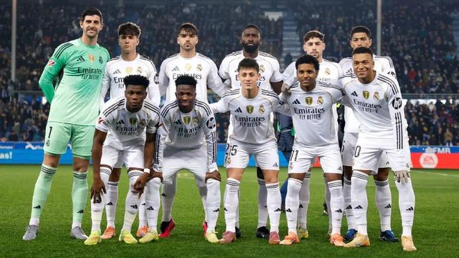 英超战报：曼联客场战胜埃弗顿,（英超快讯：曼联客场力克埃弗顿）