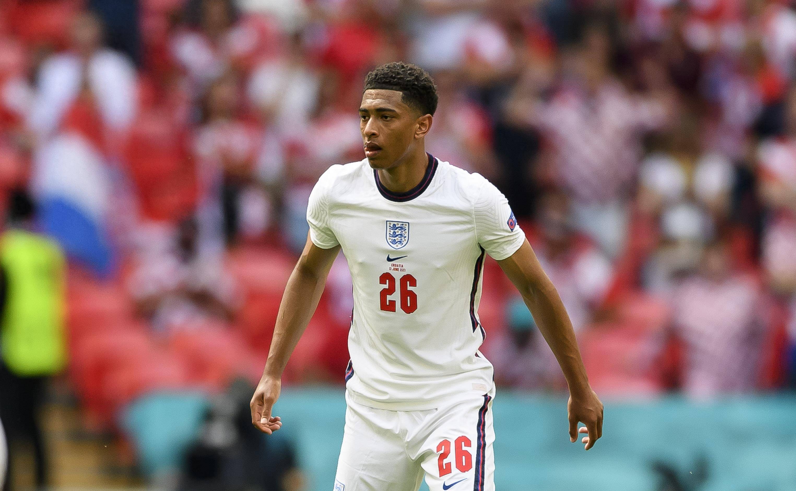 都体：尤文图斯希望在冬窗签扎卡，桑德兰要价超1500万欧（都灵体育报：尤文图斯冬窗欲签扎卡，桑德兰要价超过1500万欧元）