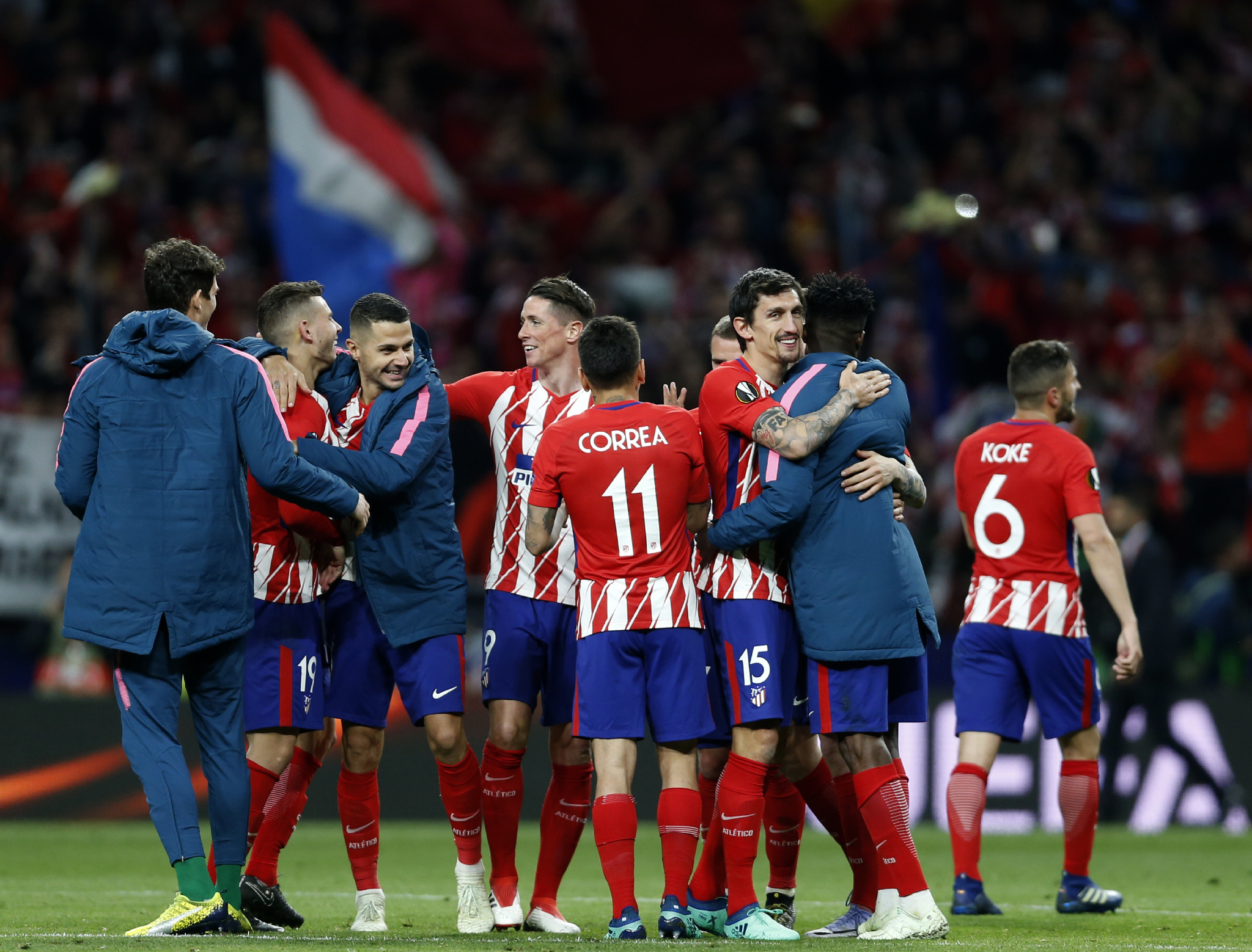 河南队本赛季通过定位球总计打入29球，位列中超所有球队之首（河南队本赛季定位球进球达29个，领跑中超）