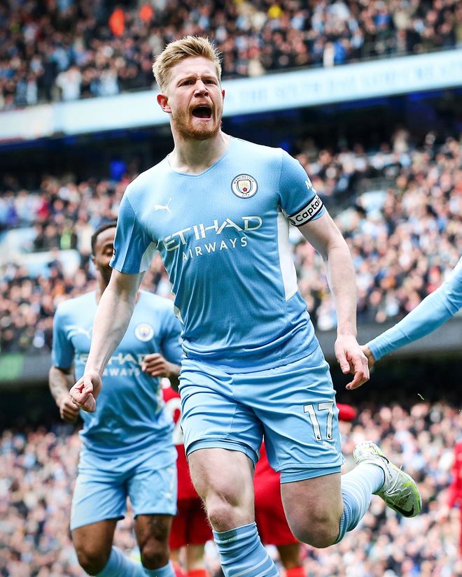 全国冠军艰辛谋生路：户口成拦路虎 出路在哪（全国冠军艰难谋生：户口成阻碍，路在何方？）